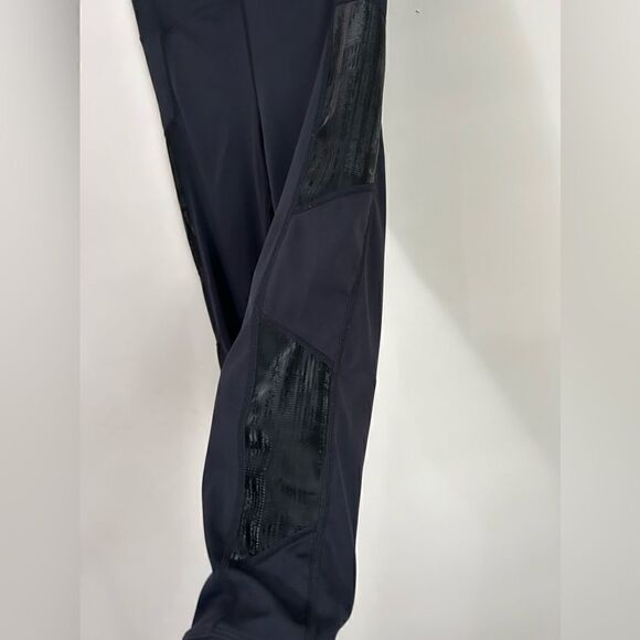 ZYIA Black Cuffed Mirage Mid-Rise 7/8 Leggings - Picture 10 of 11